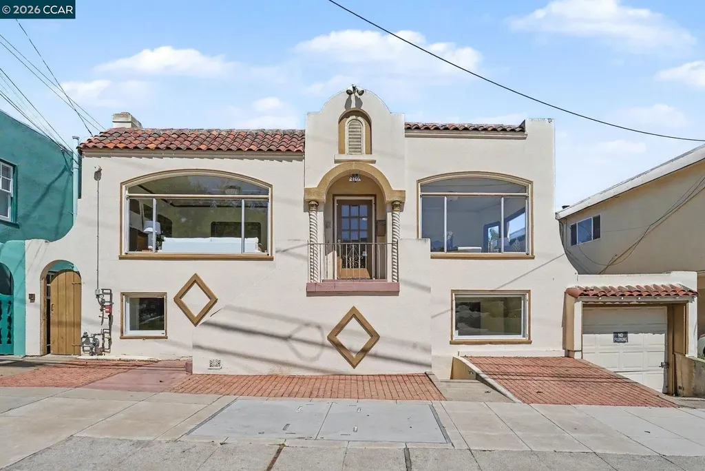 2105 Mcgee Avenue Berkeley CA 94703