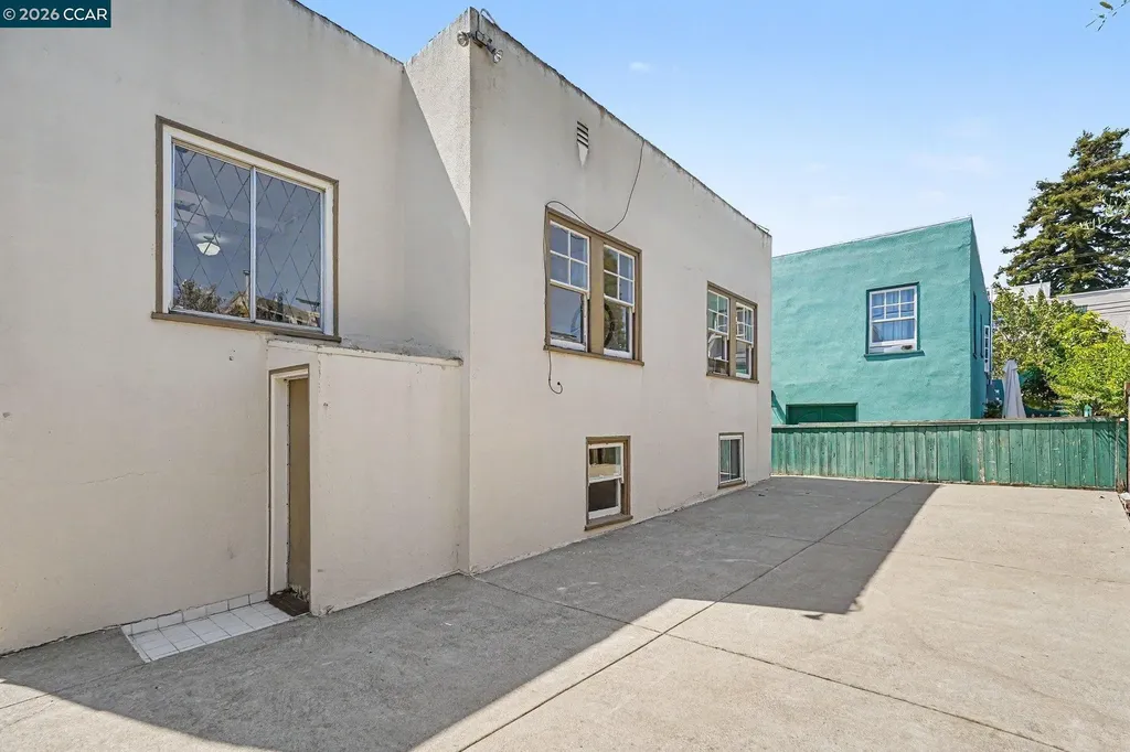 2105 Mcgee Avenue Berkeley CA 94703