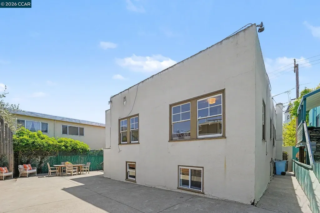 2105 Mcgee Avenue Berkeley CA 94703