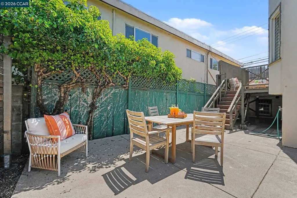2105 Mcgee Avenue Berkeley CA 94703