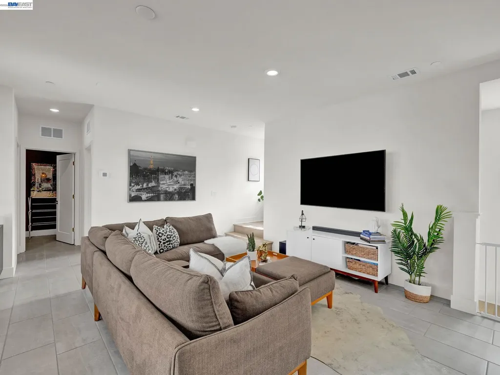 37457 Salt Grass Road Newark CA 94560