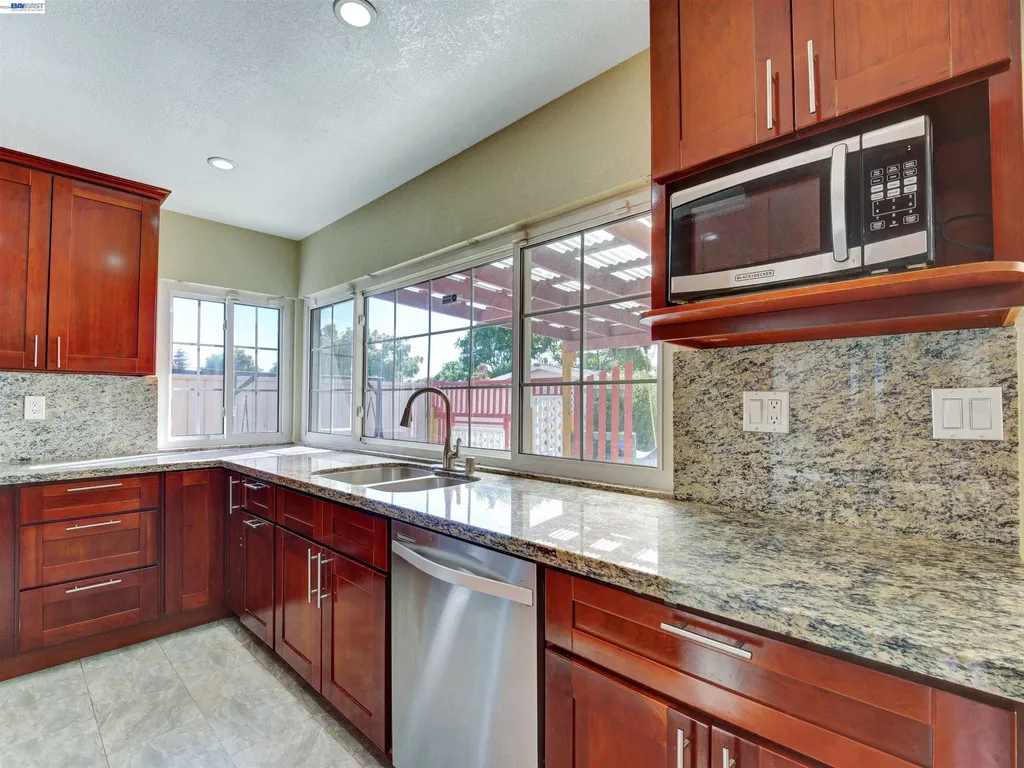 4608 Rochelle Drive Union City CA 94587
