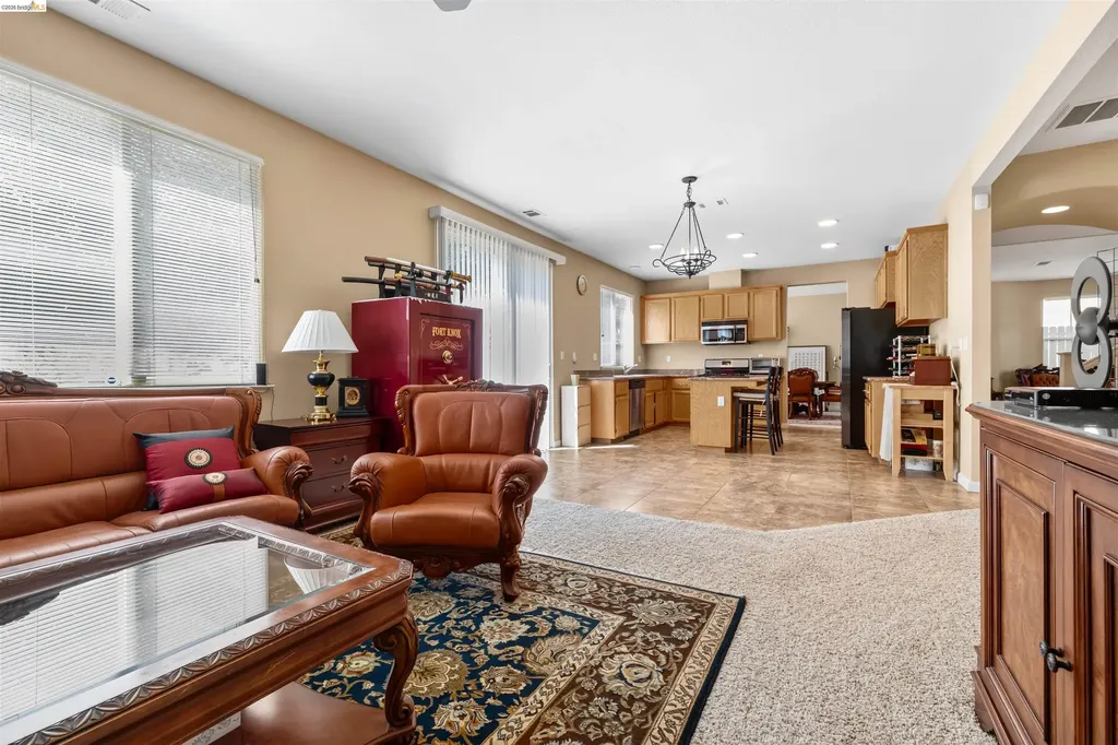 1900 Kern Mountain Way Antioch CA 94531