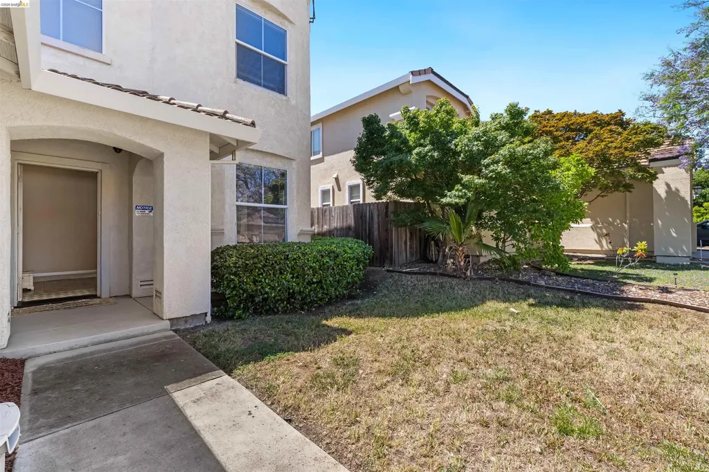 1900 Kern Mountain Way Antioch CA 94531