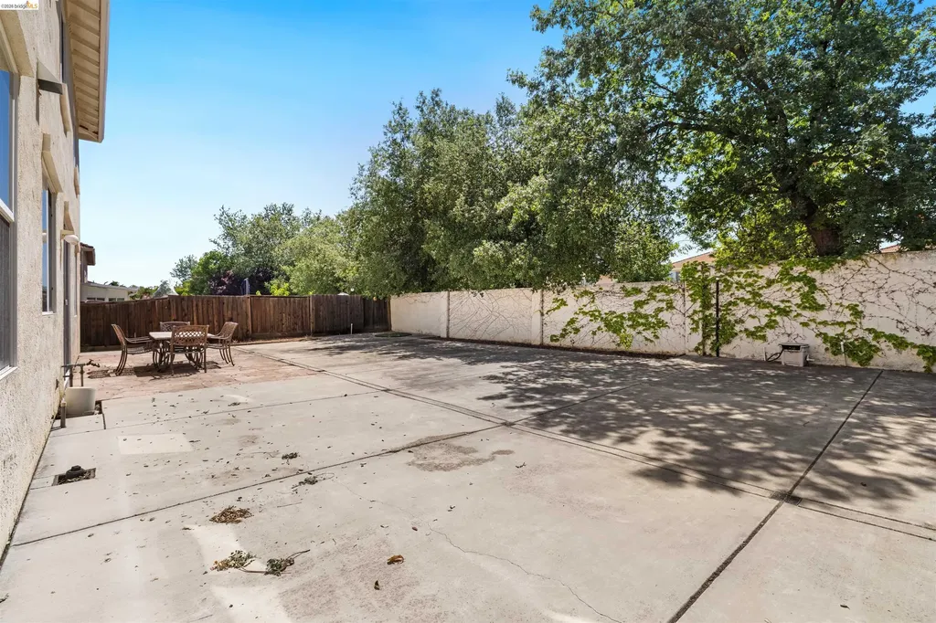 1900 Kern Mountain Way Antioch CA 94531