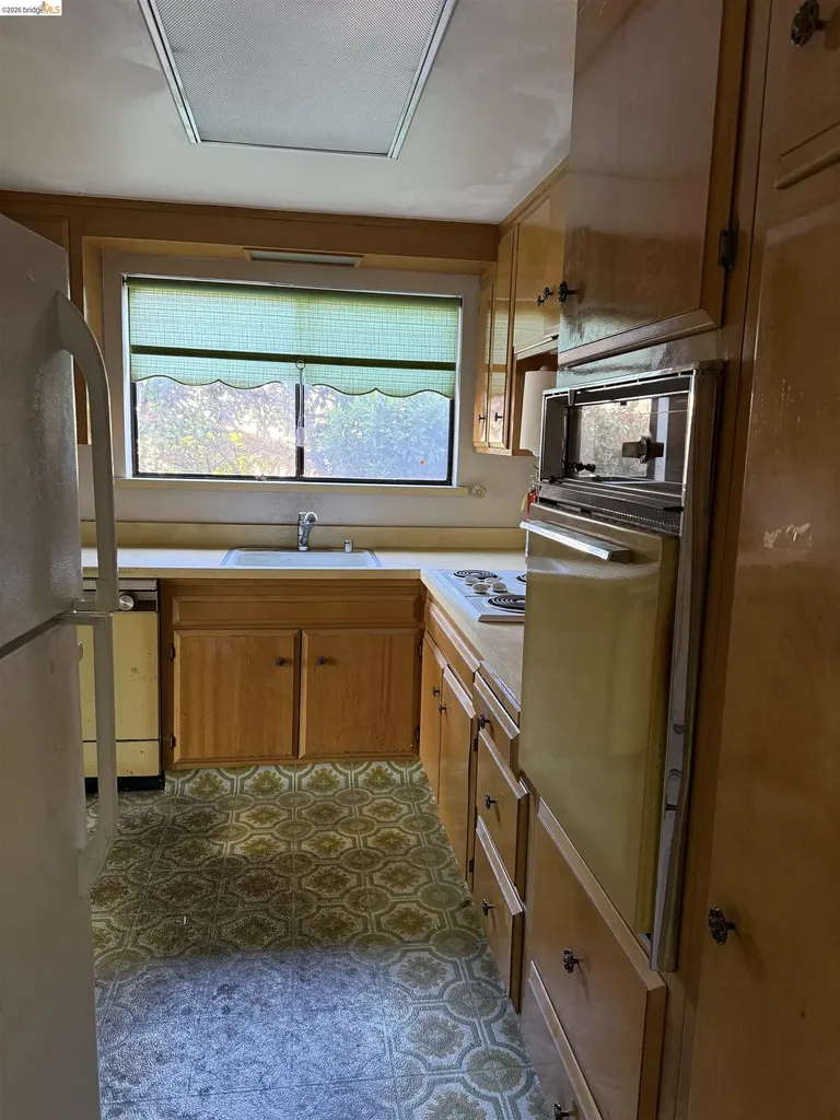 2515 Central Alameda CA 94501