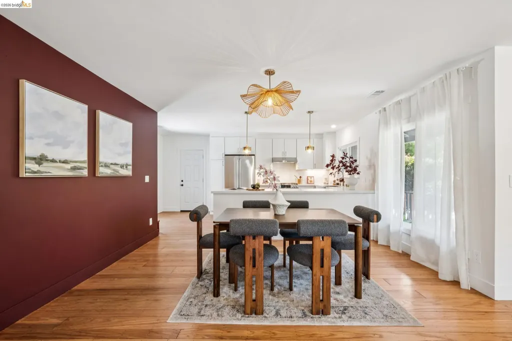 4376 39th Avenue Oakland CA 94619
