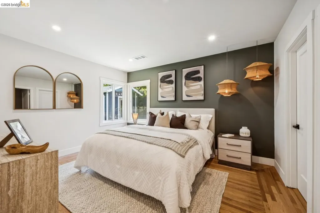 4376 39th Avenue Oakland CA 94619