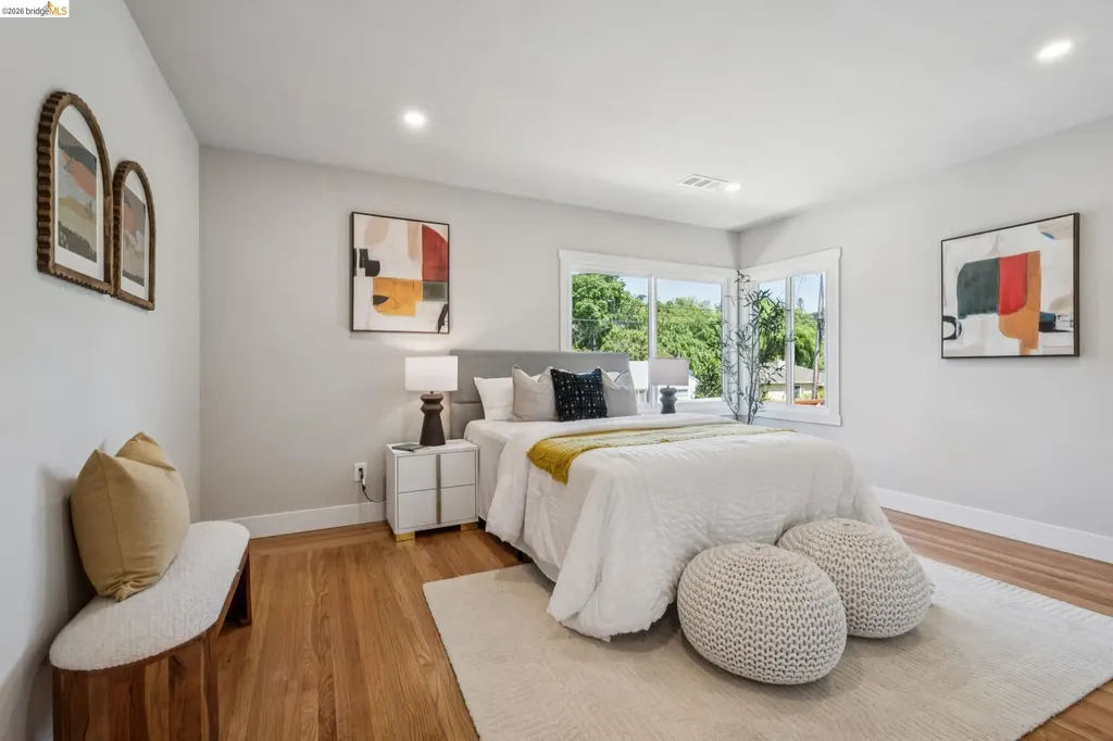 4376 39th Avenue Oakland CA 94619