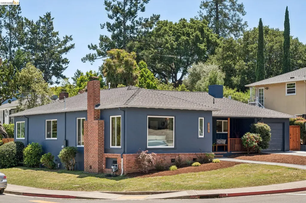 4376 39th Avenue Oakland CA 94619