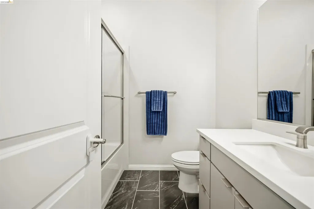 2829 Tradewind Court Alameda CA 94501