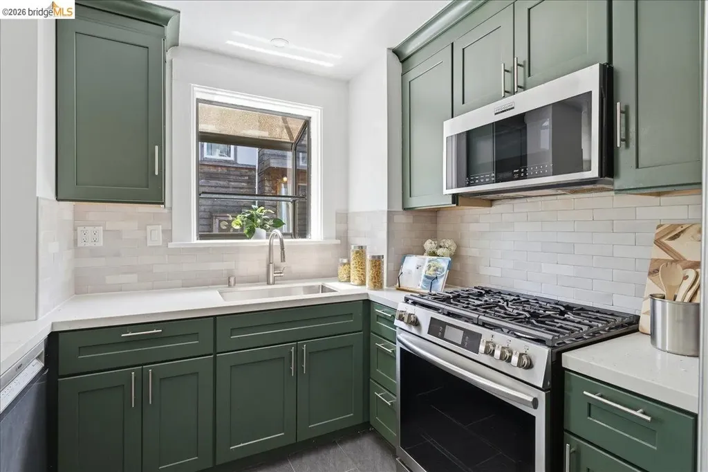 1119 Hearst Avenue Berkeley CA 94702