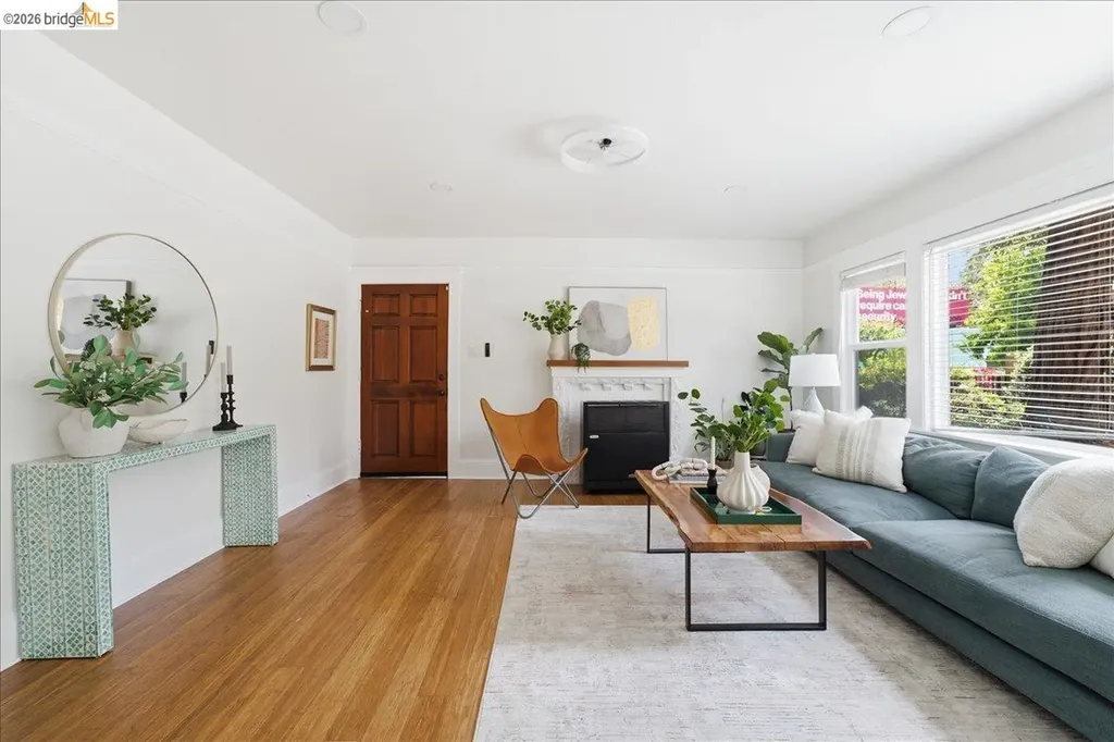 1119 Hearst Avenue Berkeley CA 94702