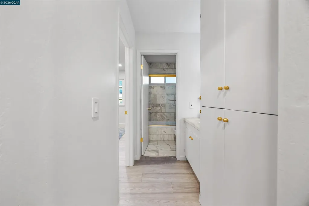 3751 Harrison Street Oakland CA 94611