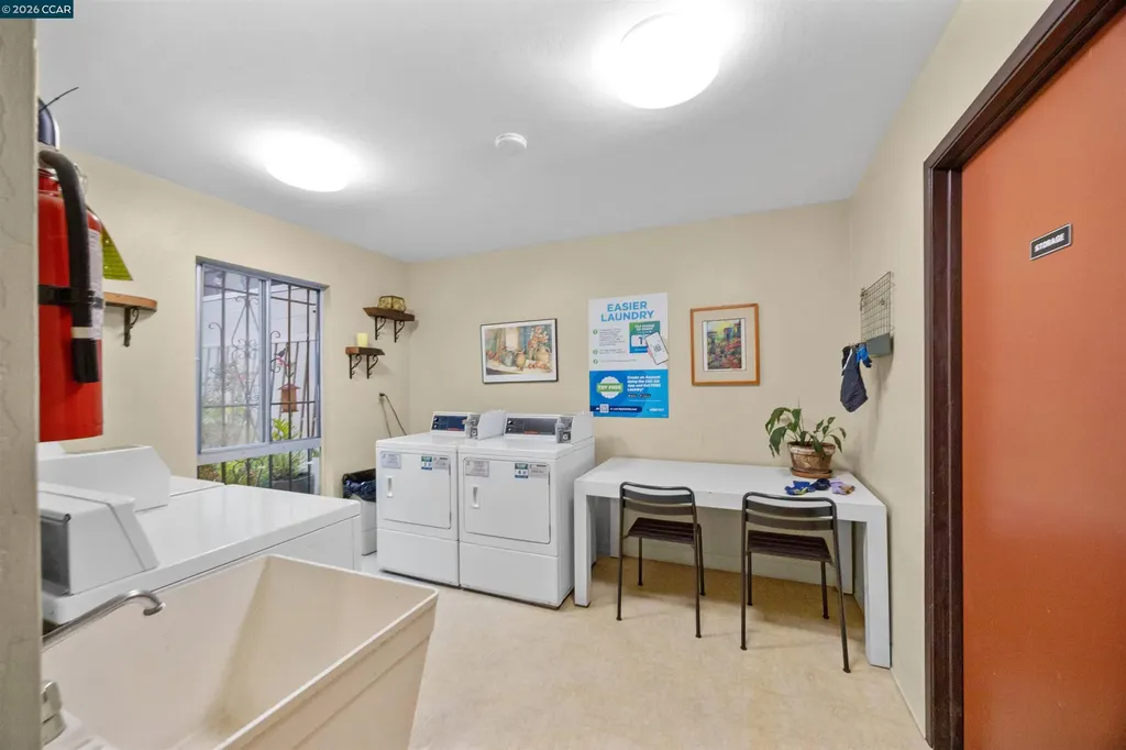 3751 Harrison Street Oakland CA 94611