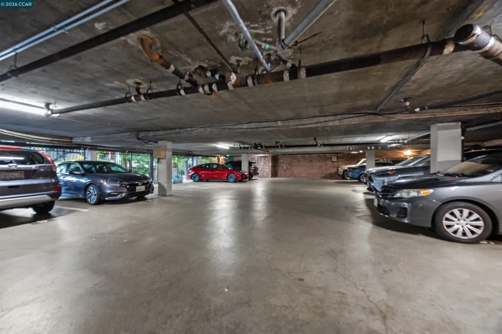 3751 Harrison Street Oakland CA 94611