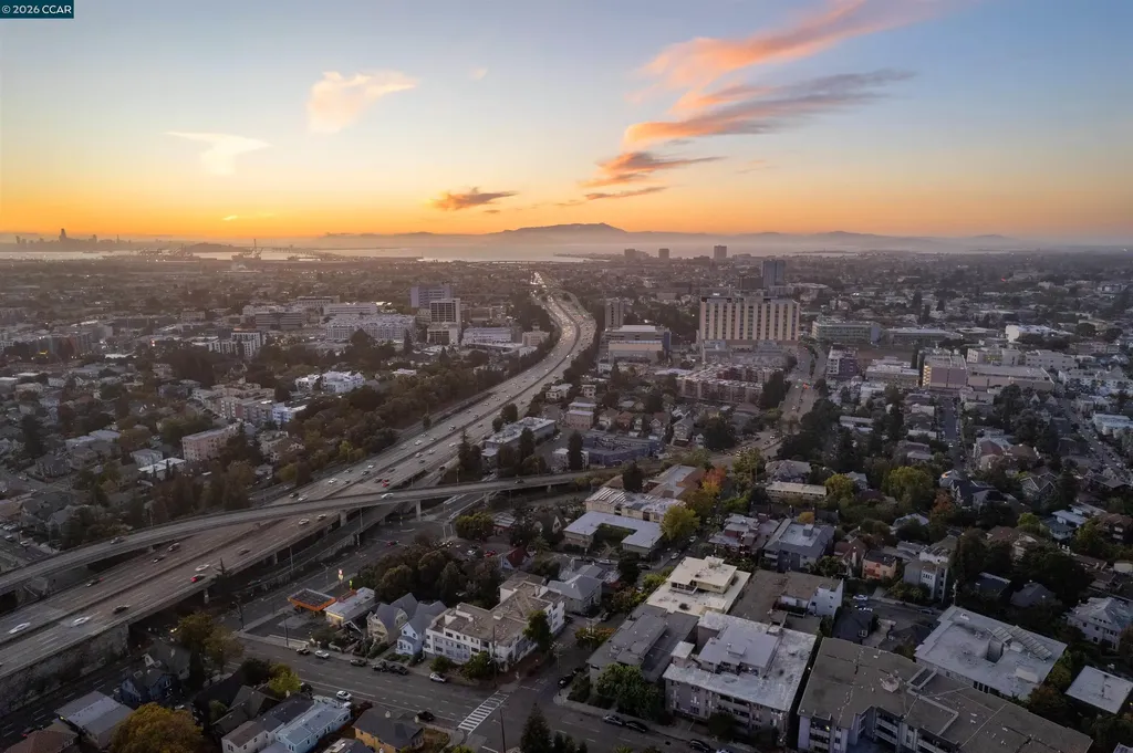 3751 Harrison Street Oakland CA 94611