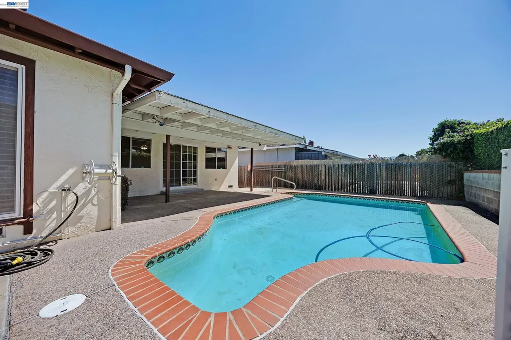 1504 Yosemite Drive Antioch CA 94509