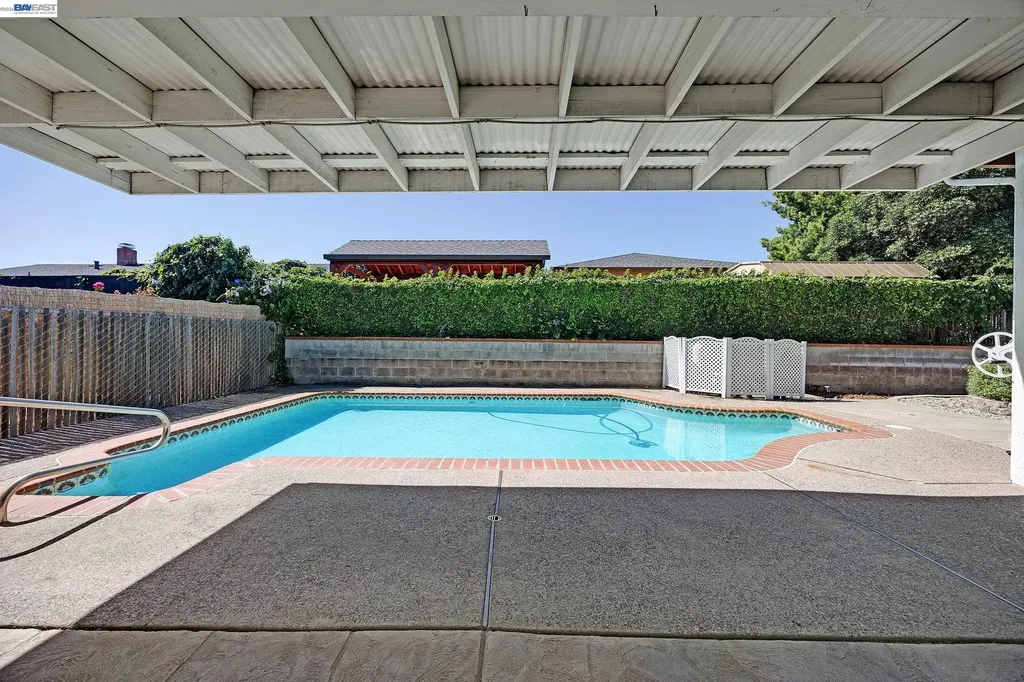 1504 Yosemite Drive Antioch CA 94509