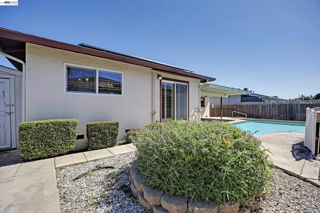 1504 Yosemite Drive Antioch CA 94509