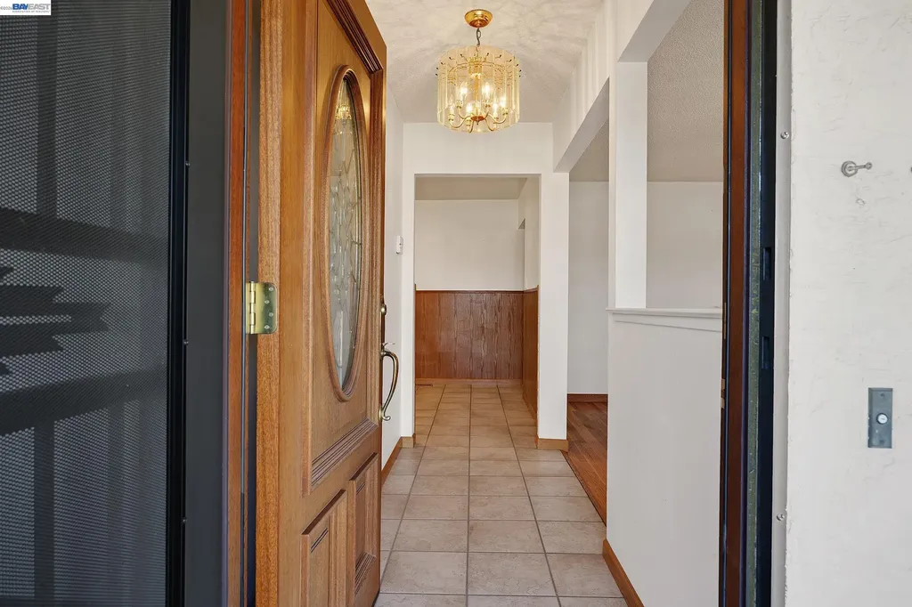 1504 Yosemite Drive Antioch CA 94509
