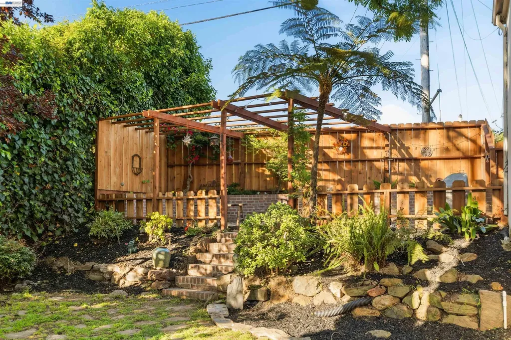 401 Colusa Avenue El Cerrito CA 94530