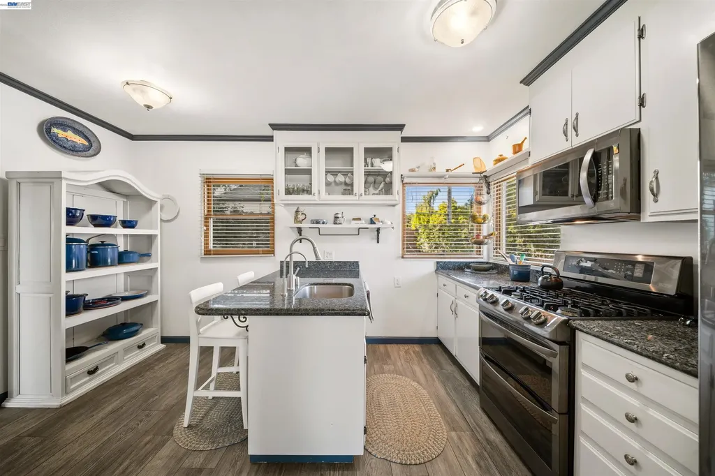 401 Colusa Avenue El Cerrito CA 94530