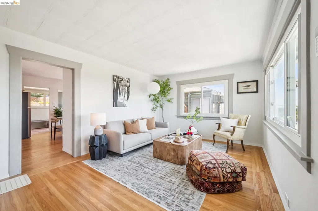 3042 Carlsen Street Oakland CA 94602