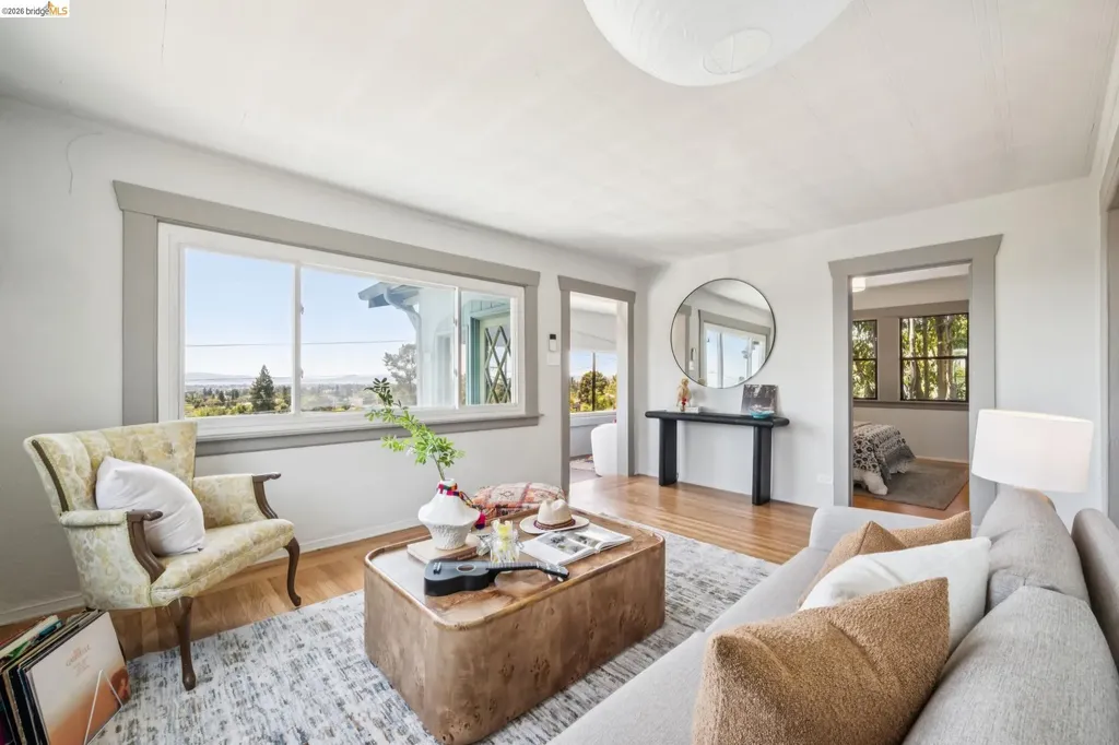 3042 Carlsen Street Oakland CA 94602