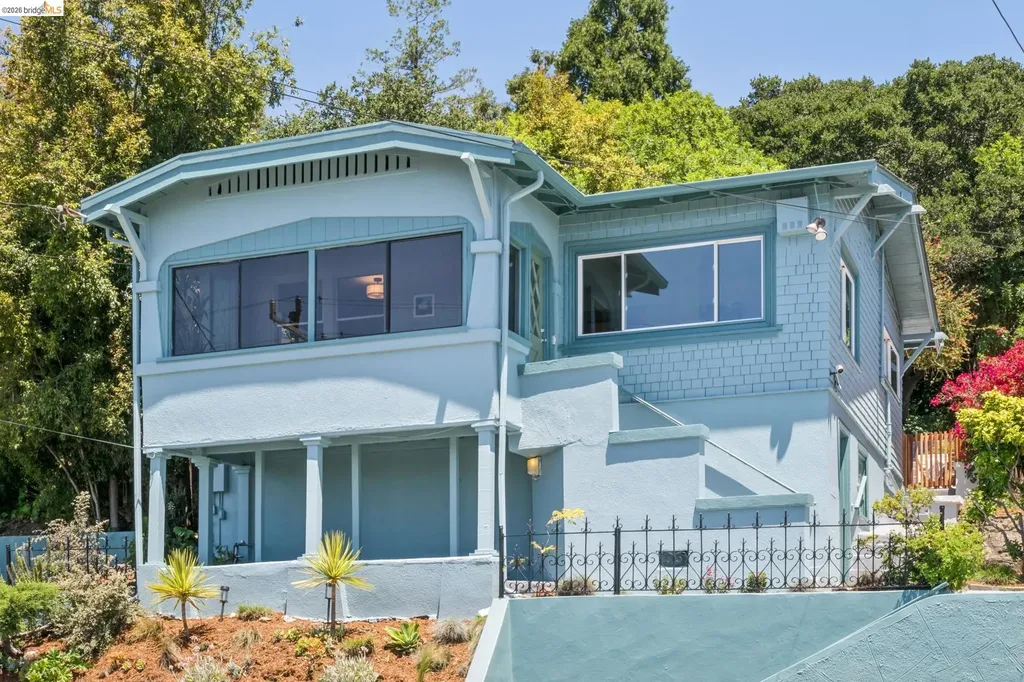 3042 Carlsen Street Oakland CA 94602