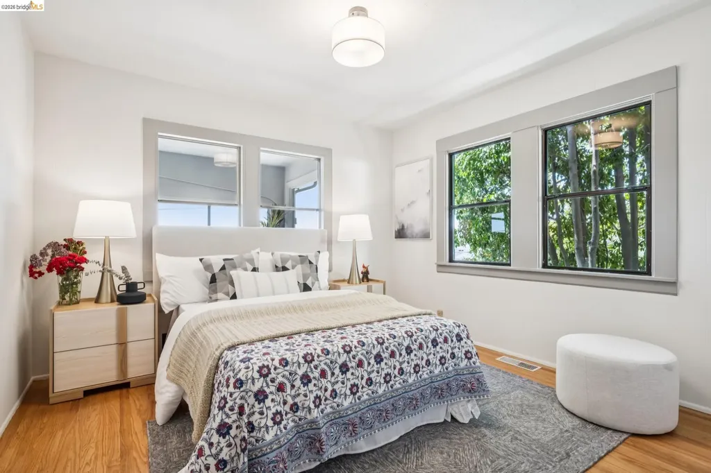 3042 Carlsen Street Oakland CA 94602