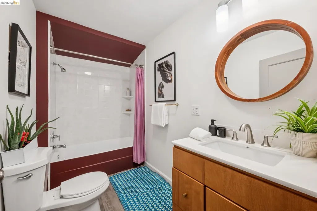 3042 Carlsen Street Oakland CA 94602