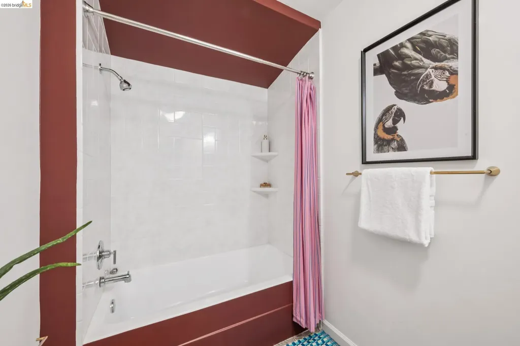 3042 Carlsen Street Oakland CA 94602