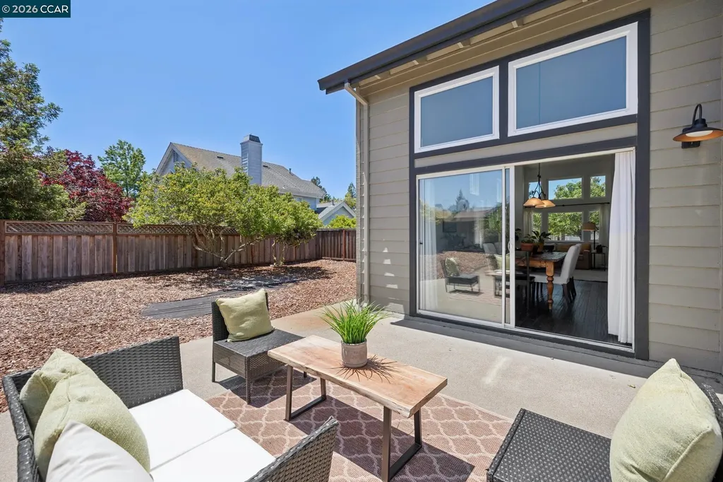 2724 De La Briandais Court Pinole CA 94564