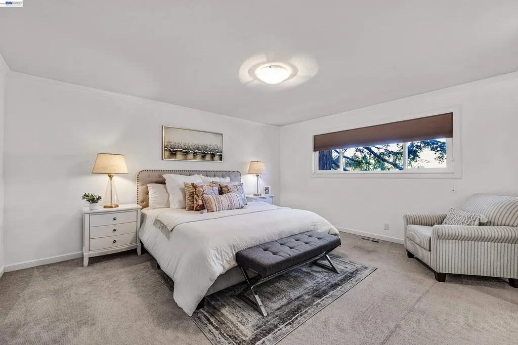 1120 Hollywood Avenue Oakland CA 94602