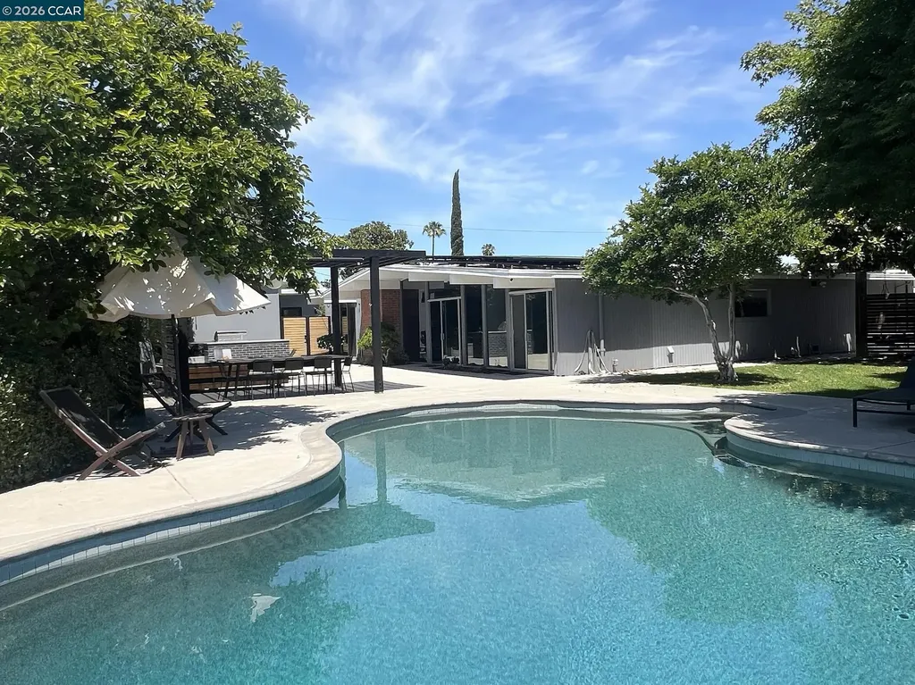 1237 -1239 Lancashire Drive Concord CA 94518