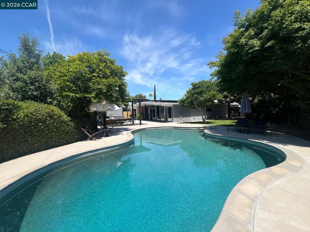 1237 -1239 Lancashire Drive Concord CA 94518