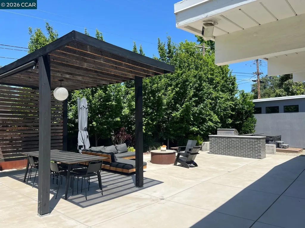 1237 -1239 Lancashire Drive Concord CA 94518