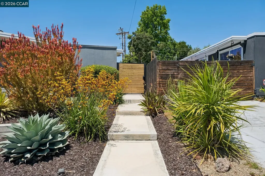 1237 -1239 Lancashire Drive Concord CA 94518