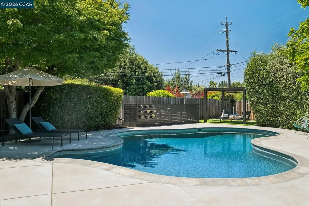 1237 -1239 Lancashire Drive Concord CA 94518