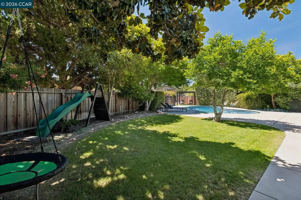 1237 -1239 Lancashire Drive Concord CA 94518