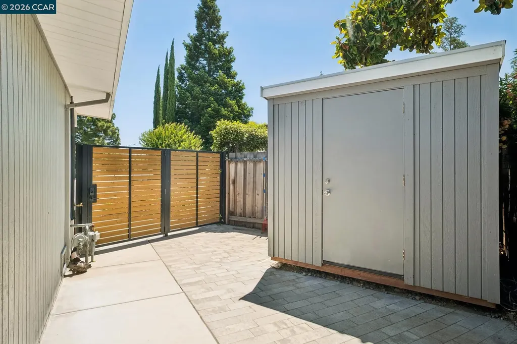 1237 -1239 Lancashire Drive Concord CA 94518