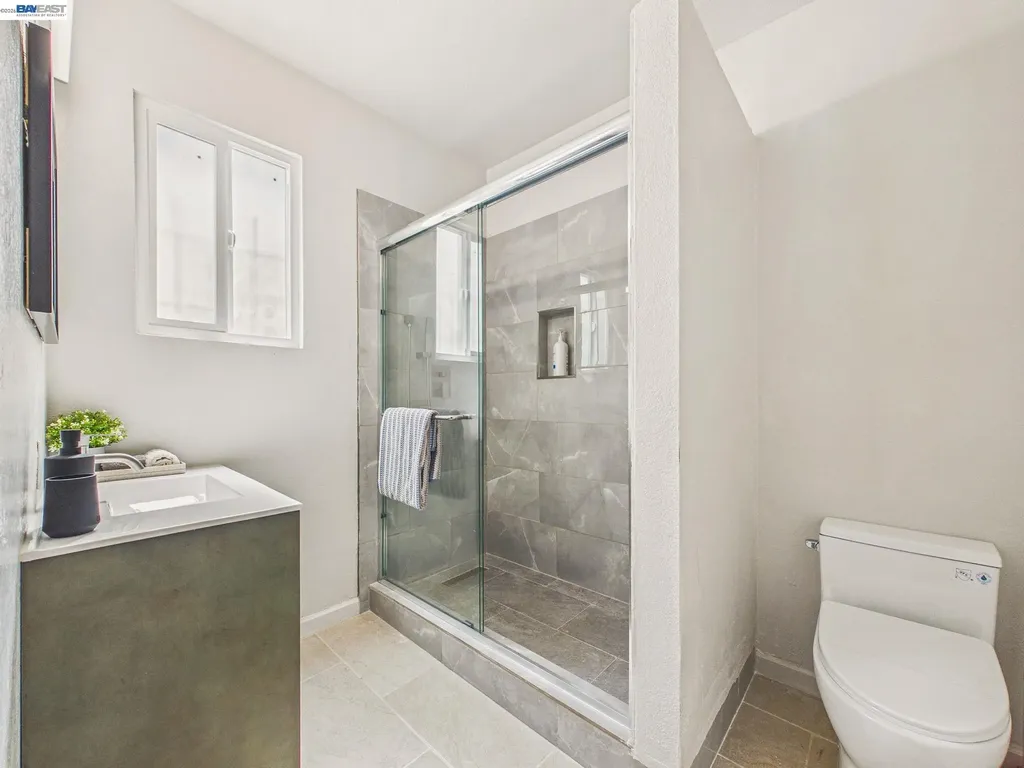 1394 - 1396 32nd Oakland CA 94602