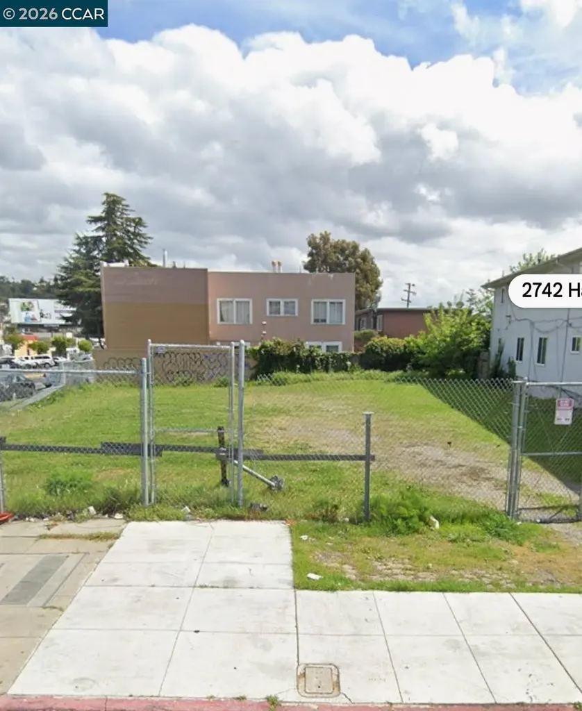 2742 Havenscourt Boulevard Oakland CA 94605