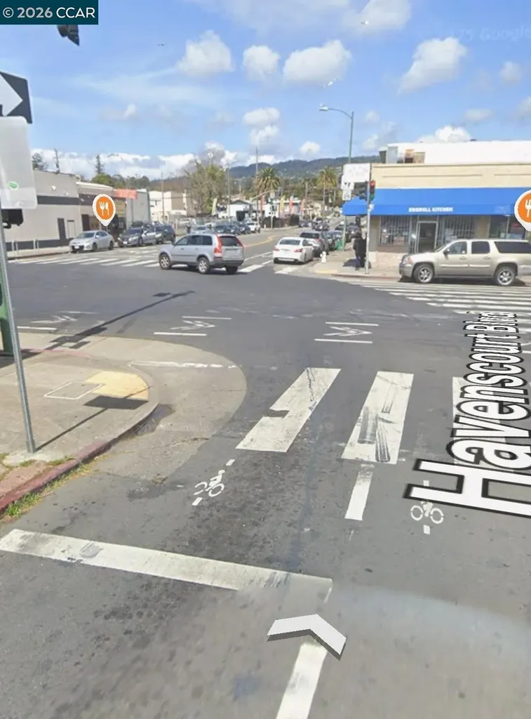2742 Havenscourt Boulevard Oakland CA 94605