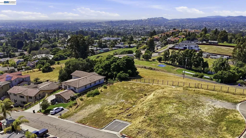 3588 Sarita Street Hayward CA 94542