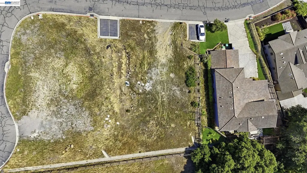 3588 Sarita Street Hayward CA 94542