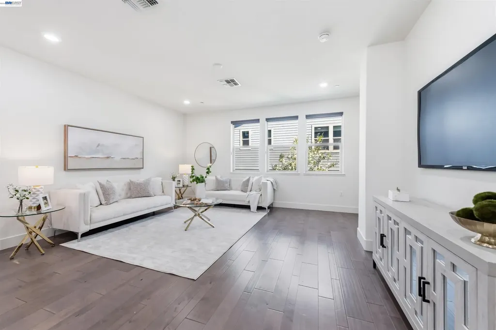 4170 Midlands Court Dublin CA 94568