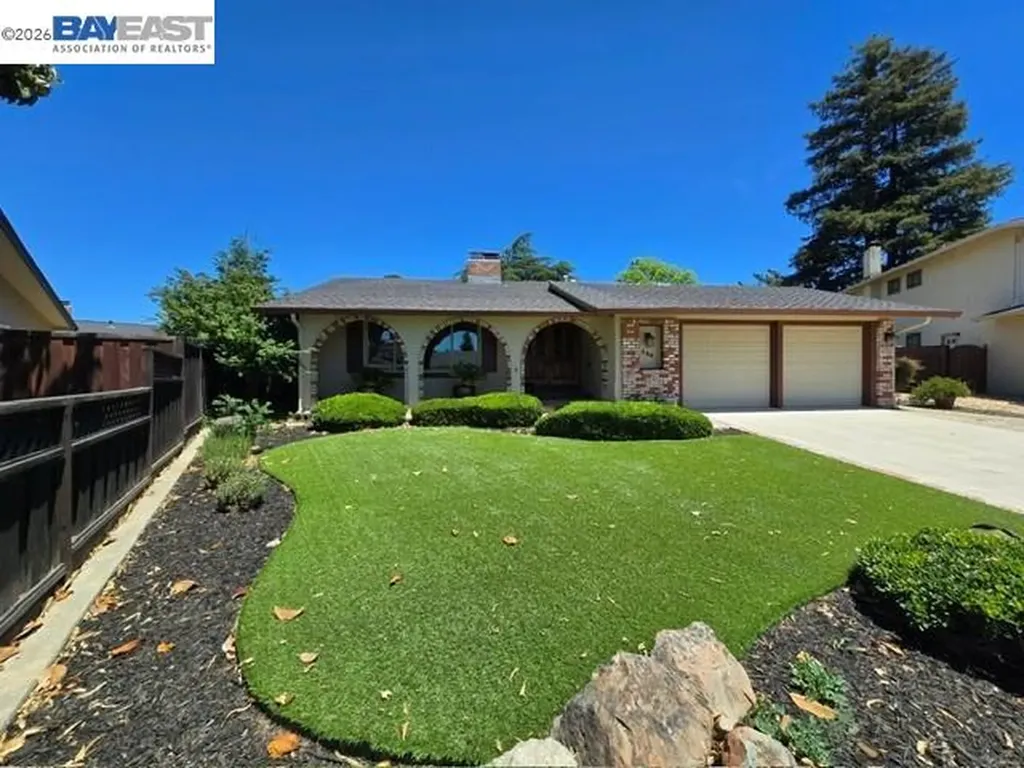 446 Pismo Court Livermore CA 94550