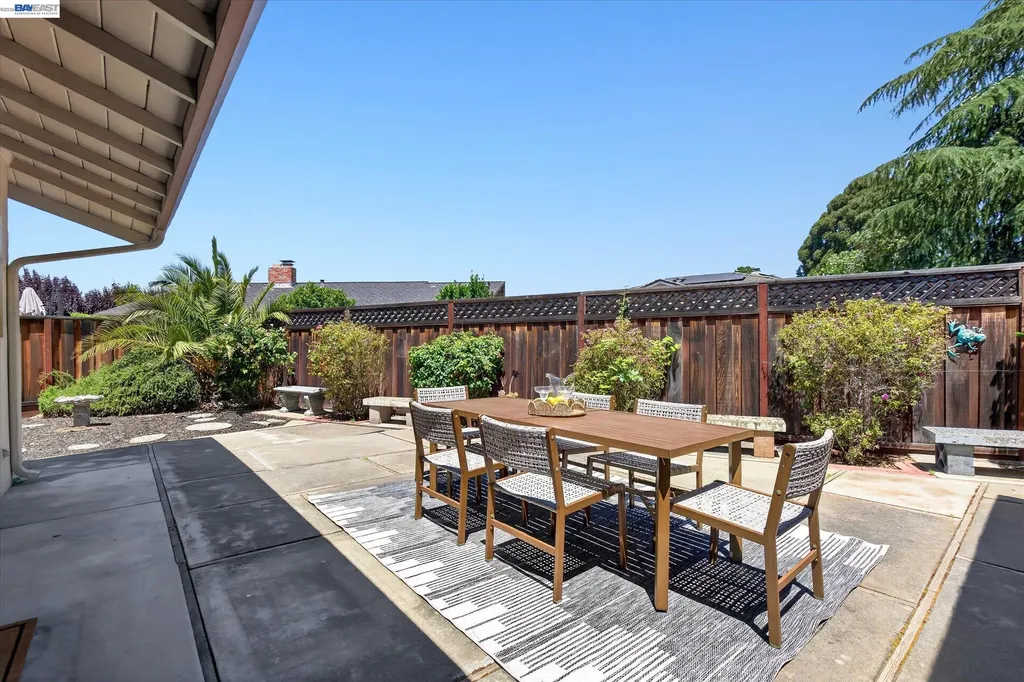 446 Pismo Court Livermore CA 94550